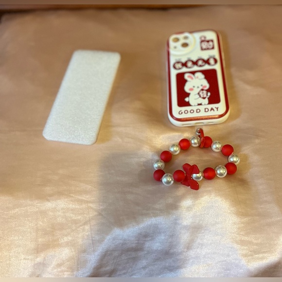 iPhone 13 Cute Rabbit Design W/ Hanging Chain Lanyard Silicone Phone Case NWT - Picture 5 of 9